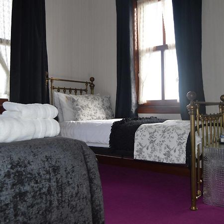 Knysna House Hotel Lerwick Ngoại thất bức ảnh