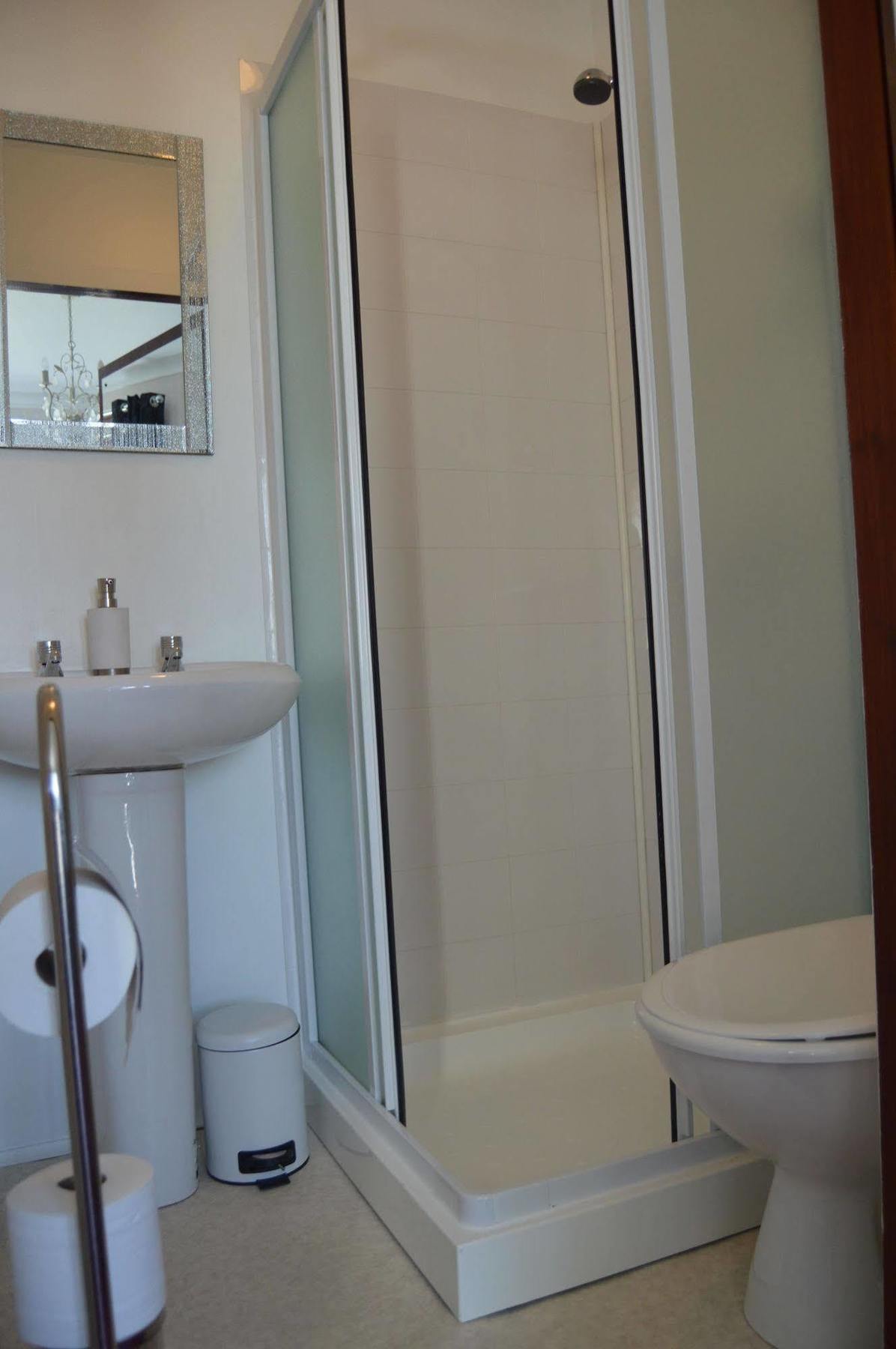 Knysna House Hotel Lerwick Ngoại thất bức ảnh