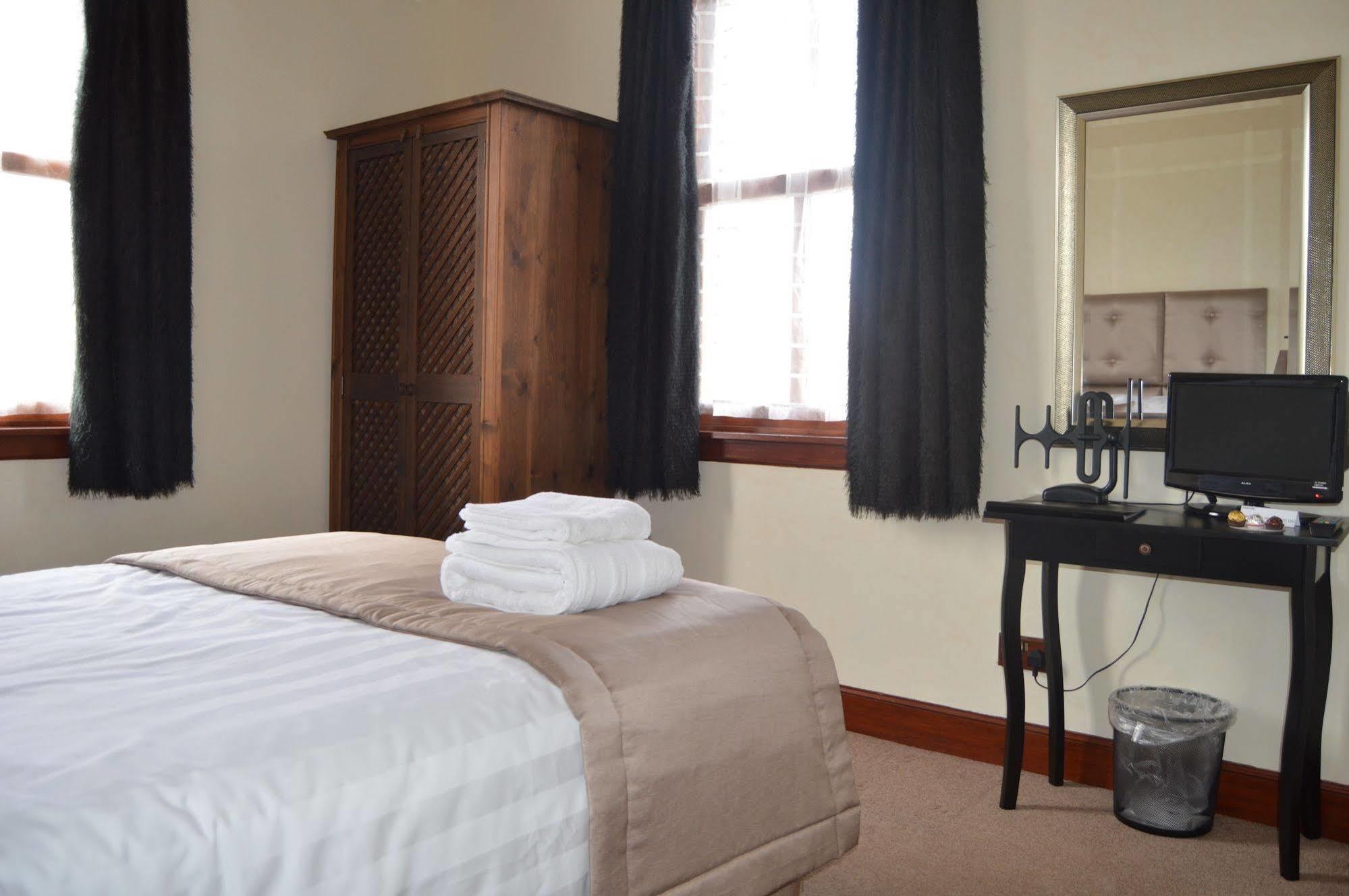 Knysna House Hotel Lerwick Ngoại thất bức ảnh